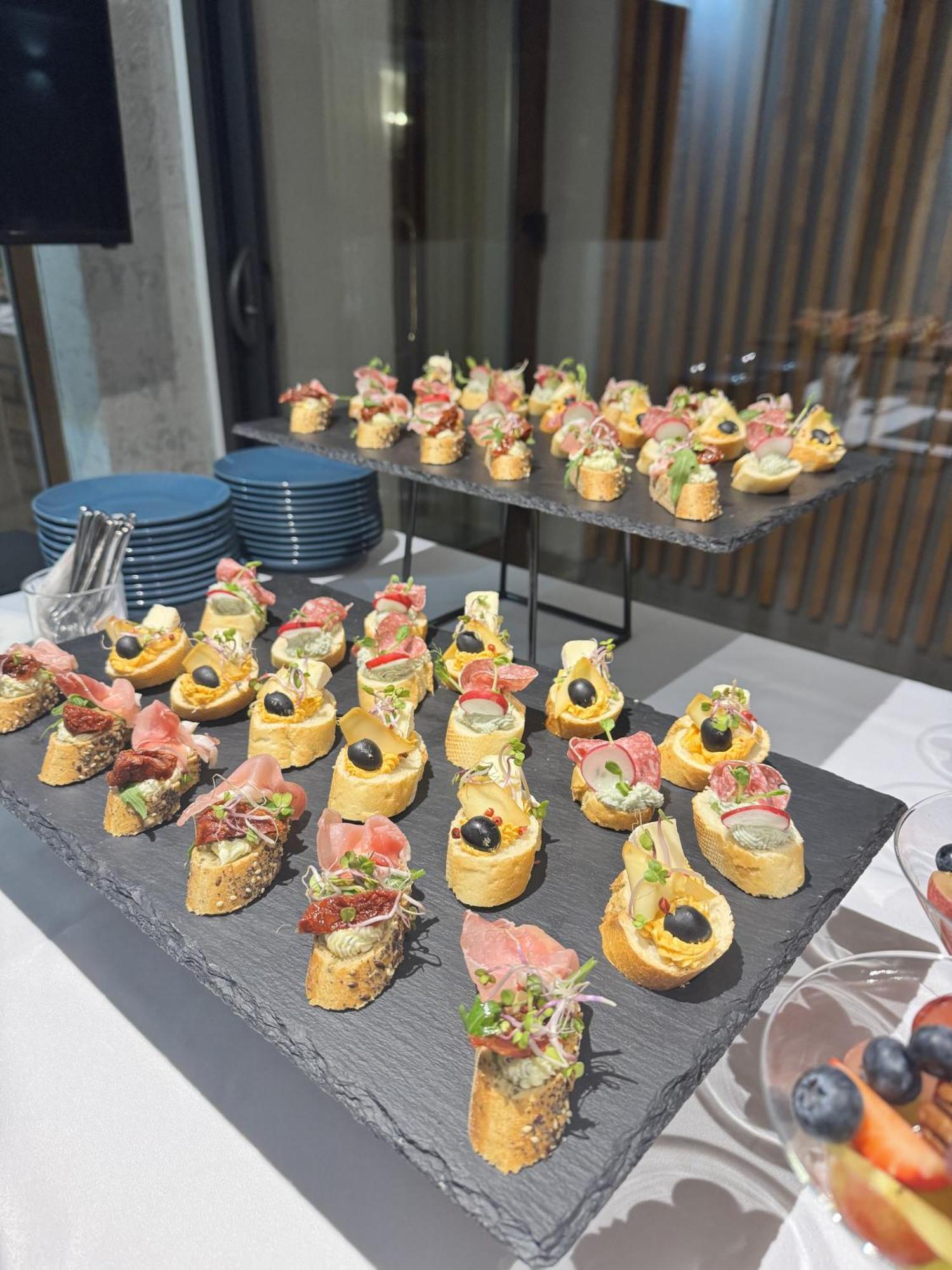 Raketa Residence, Restaurant & Hotel Prievidza Ngoại thất bức ảnh